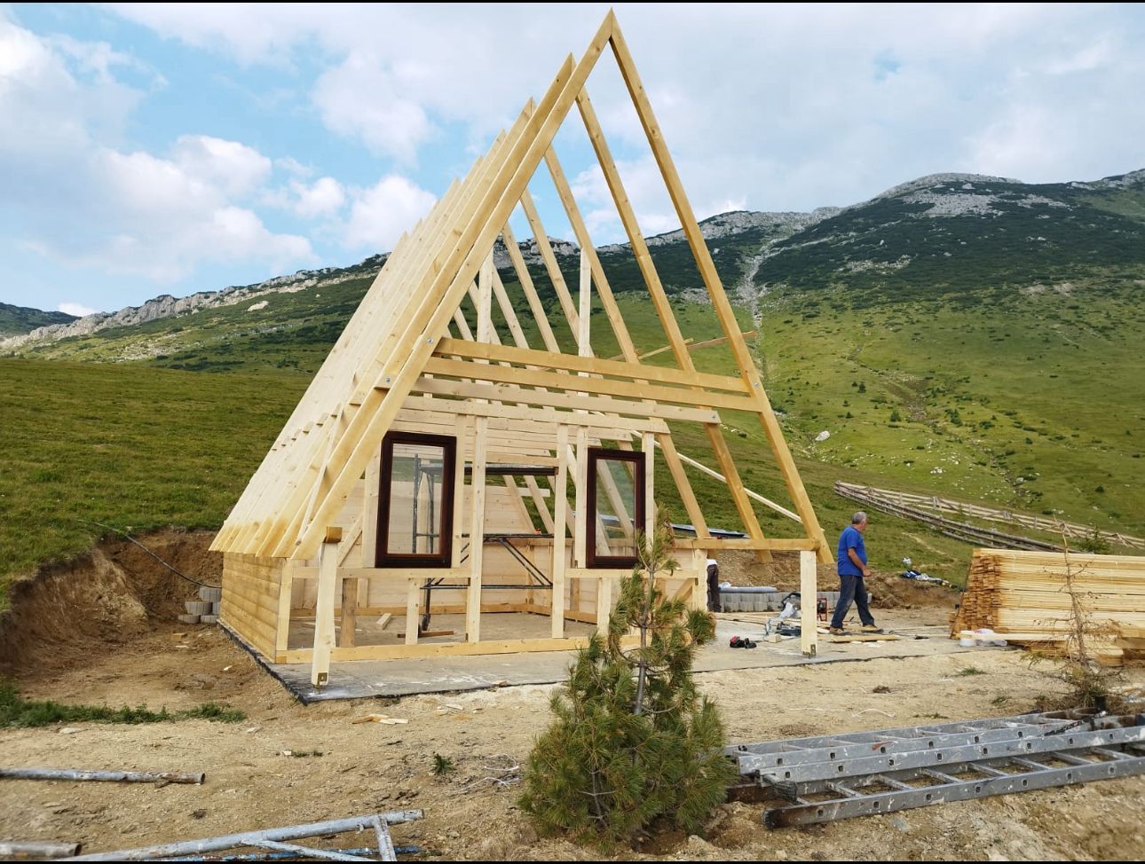 Konstruksion me korniza druri – Durrës, Albania